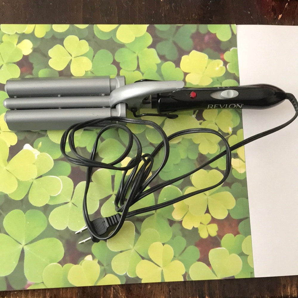 Revlon Black and Silver Hair Waver